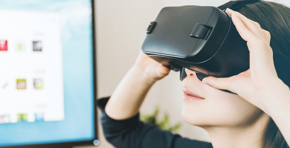 virtual-reality-technology-headsets