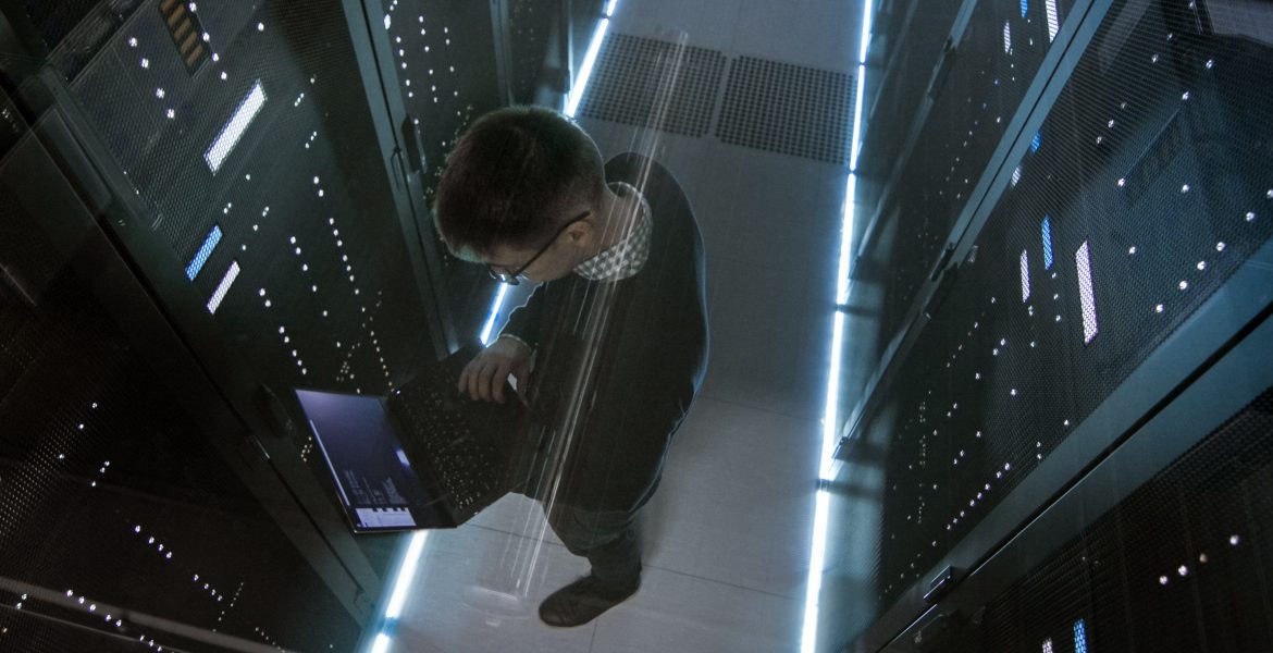 cybersecurity-cloud-threats-computing-data-center